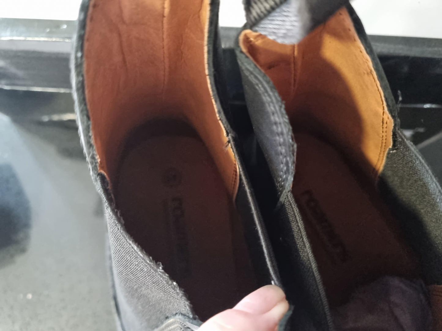 Chelsea Boot by Roamers - Black Leather - (M252A)