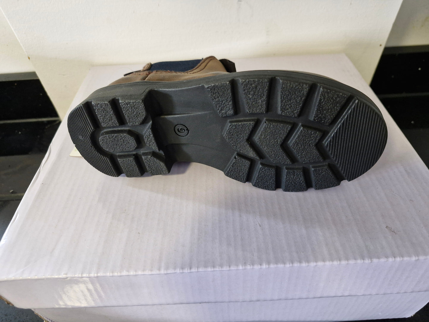 Childrens Chelsea Boot by Roamers -  Waxy Brown Leather (B820GB)