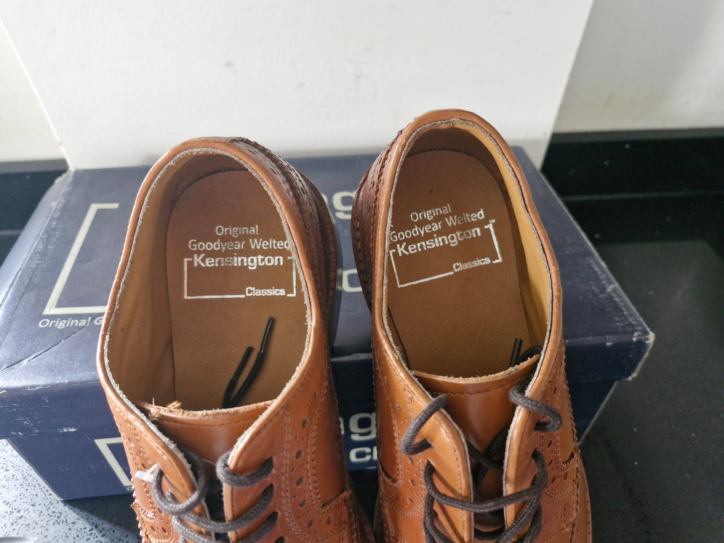 2. Kensington - Full American Brogue Classic – Tan Leather (M930LT)