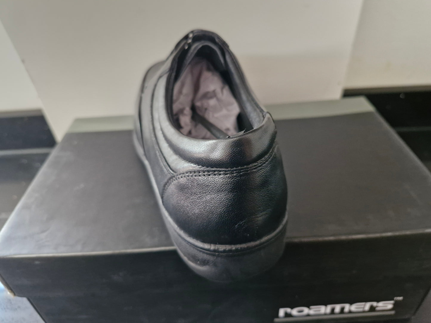 2. Roamers Black Soft Leather Square Toe Shoe Size 6 (M848A)