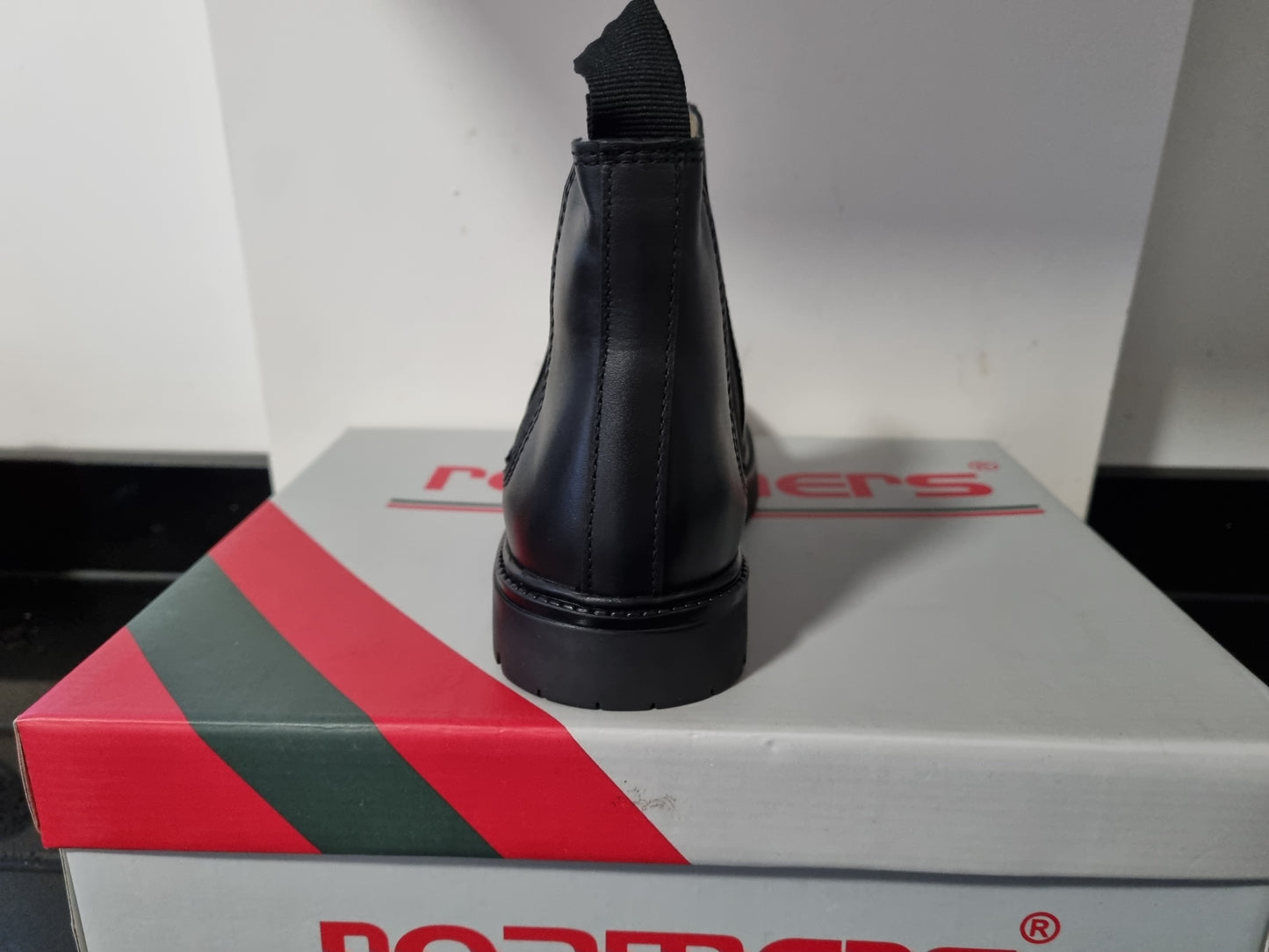 Childrens Chelsea Boot by Roamers - Black Hi Shine (B525A)