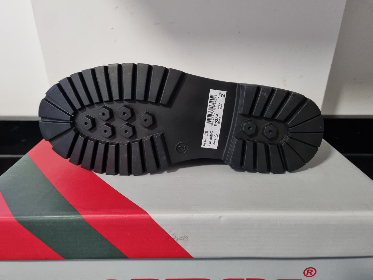 Childrens Chelsea Boot by Roamers - Black Hi Shine (B525A)