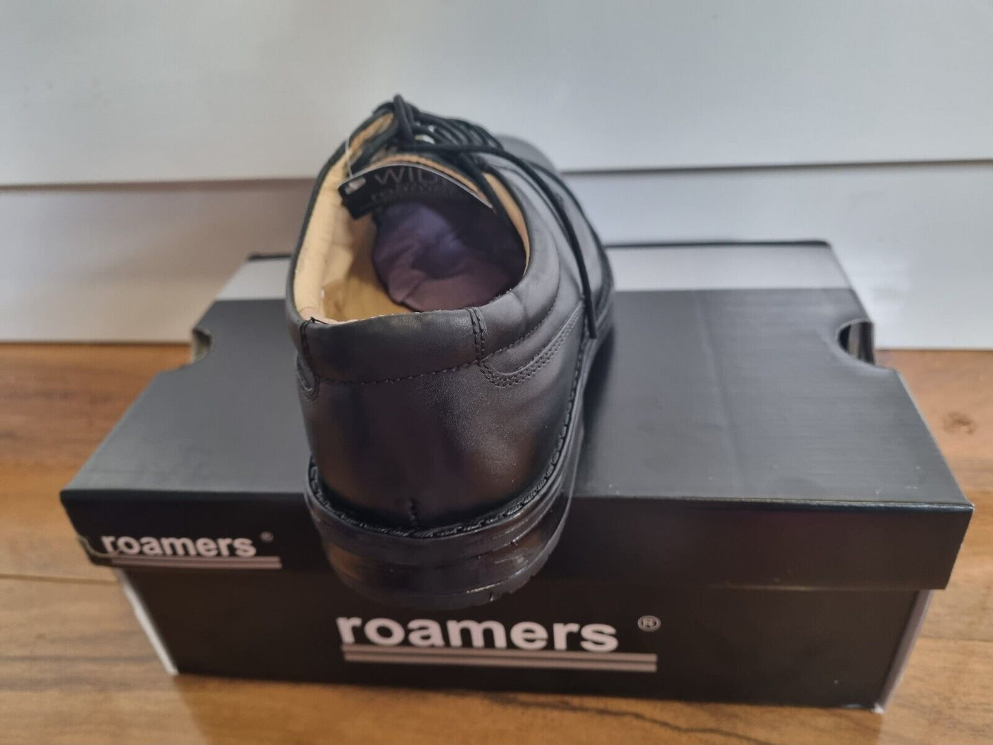 2. Roamers - 4 Eye Capped Gibson Shoe - Black Leather (M247A)