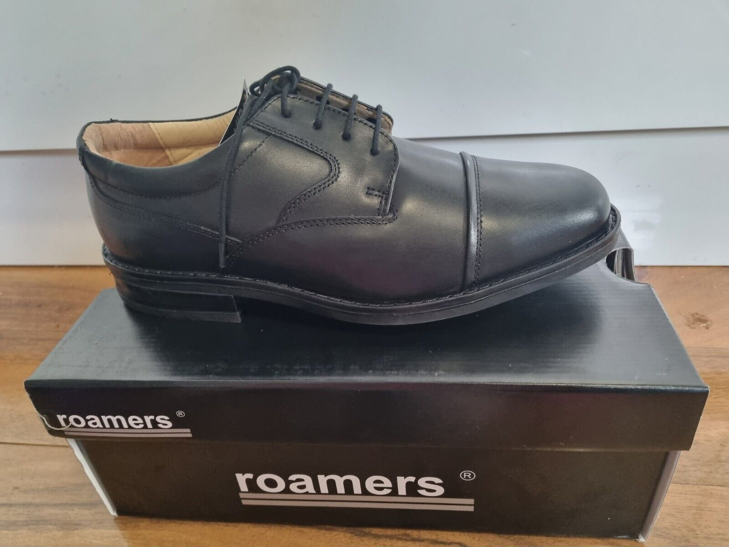 2. Roamers - 4 Eye Capped Gibson Shoe - Black Leather (M247A)