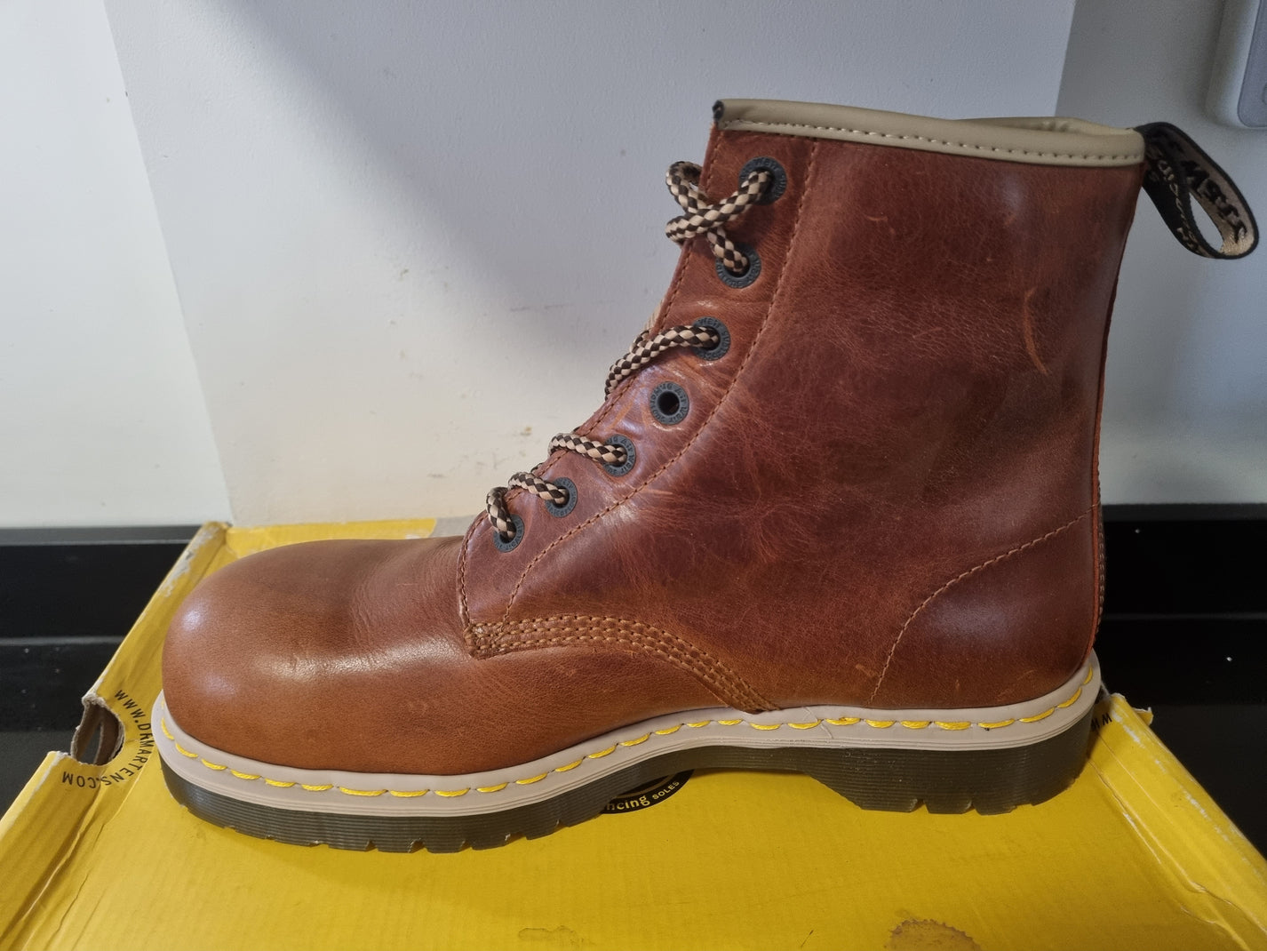 Dr Marten ICON 7B10 Tan Industrial Waxy 7 Eye Steel Toe Boot ...