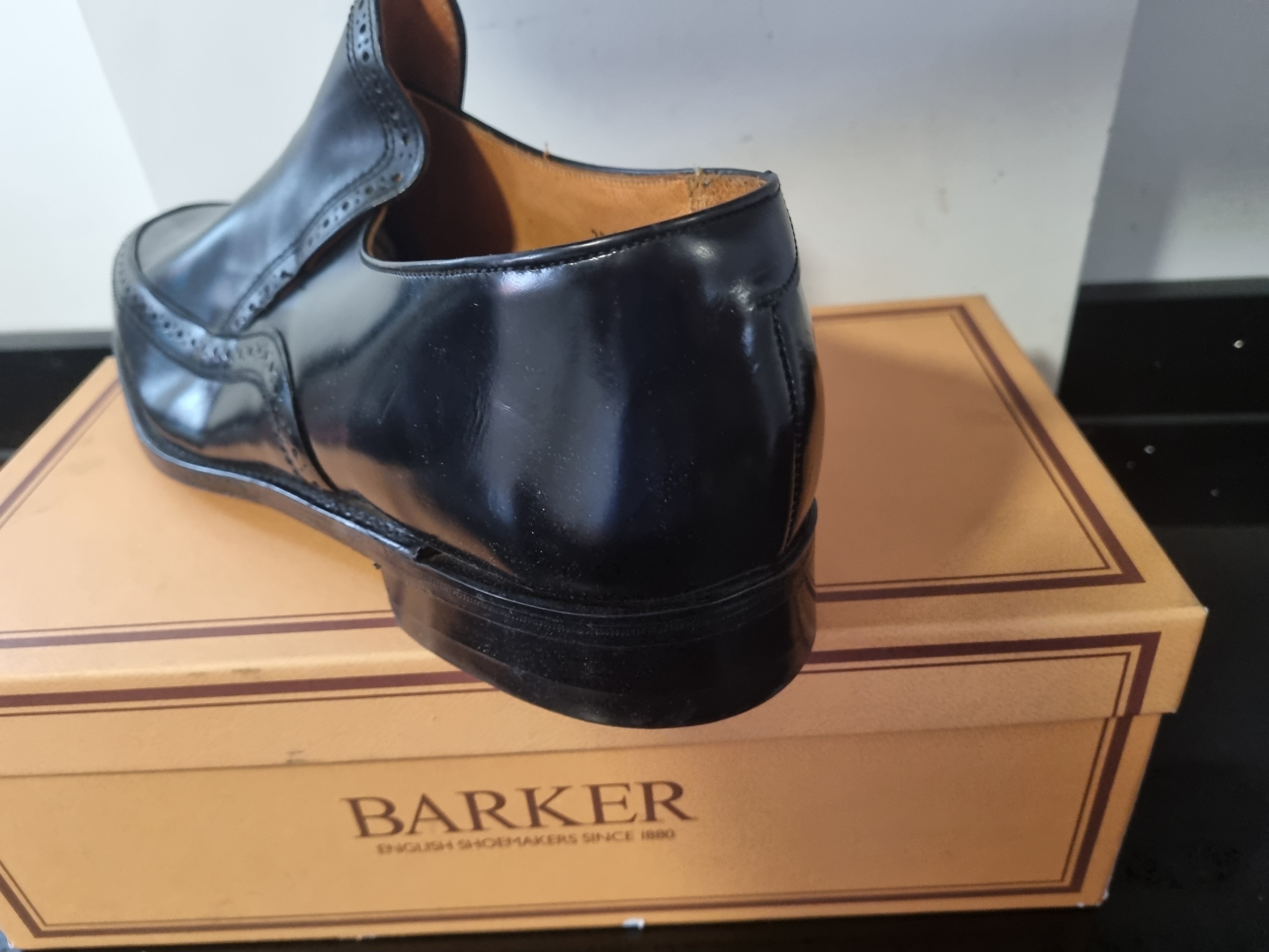 Barker sale casual shoes