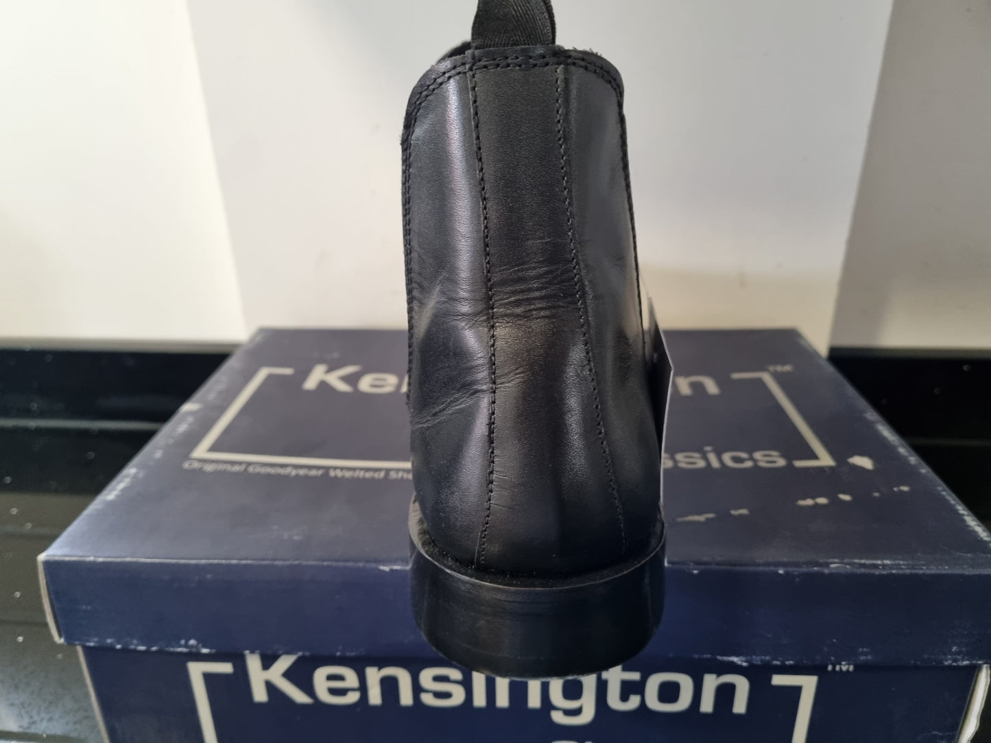 Kensington American Classic Chelsea Boot - Black Calf Leather