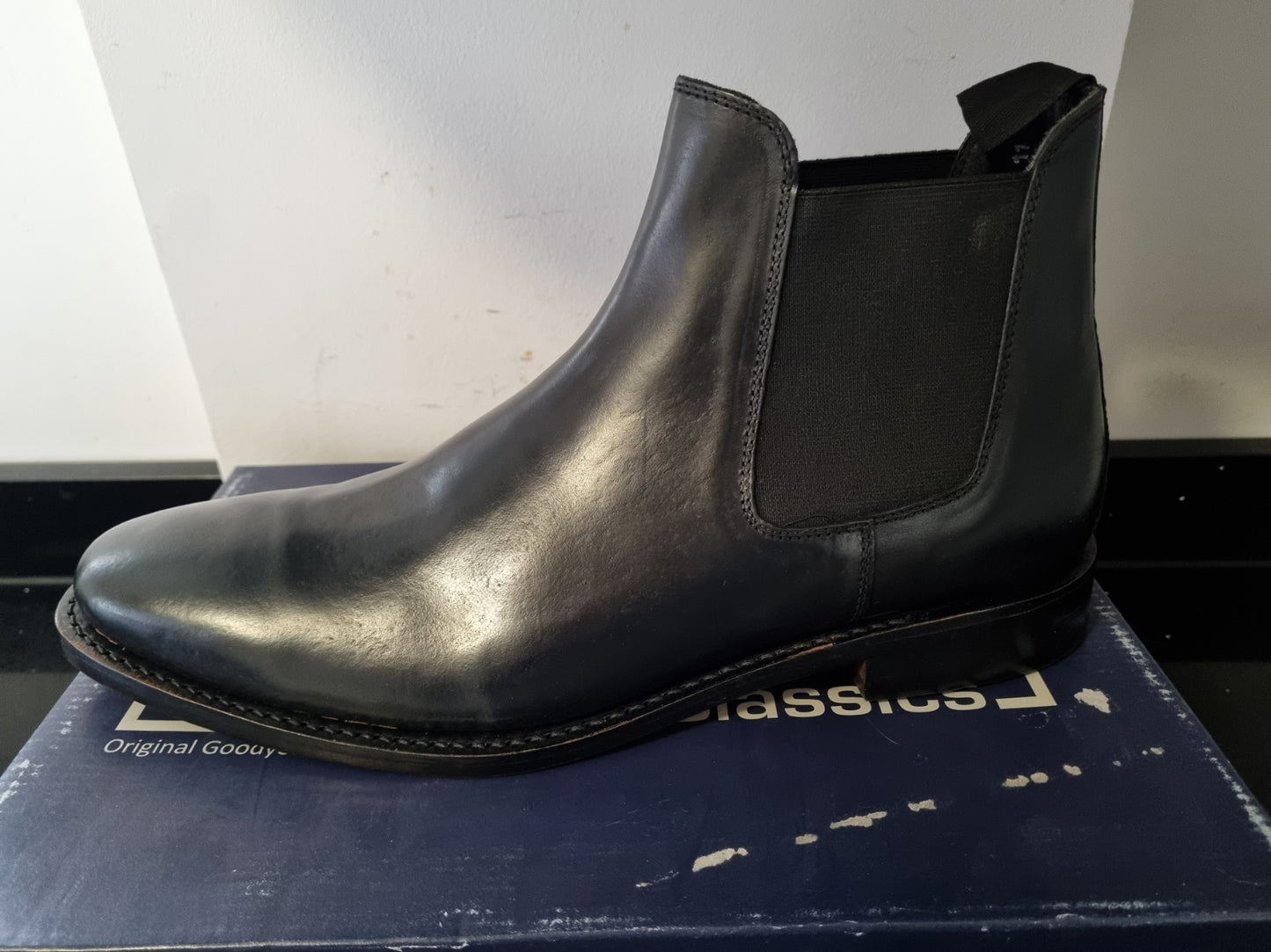 Kensington American Classic Chelsea Boot - Black Calf Leather