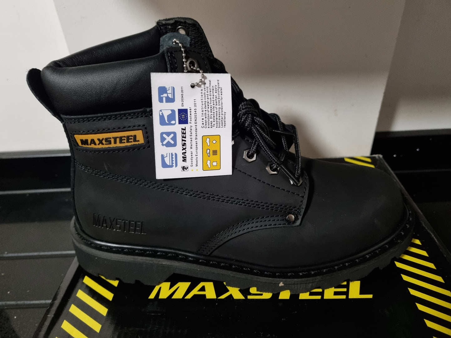 Safety Boot - Leather Lace up By Maxsteel