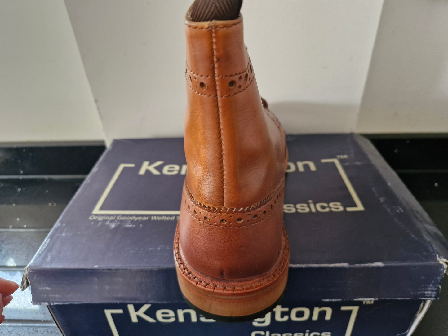 Kensington American Brogue Tan Lace Up Boot