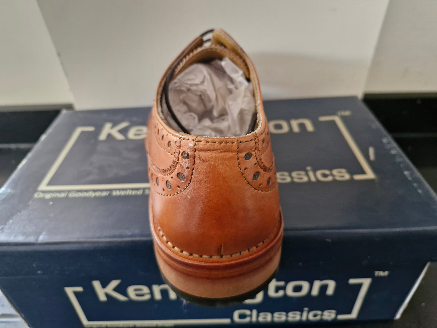 Kensington - Full Brouge Classic – Tan Leather (M929LT)