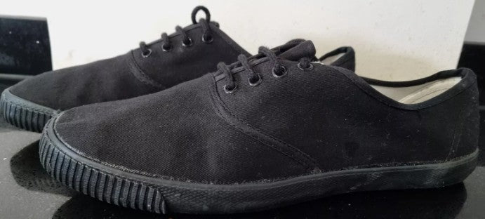Plimsoll - Lace Up