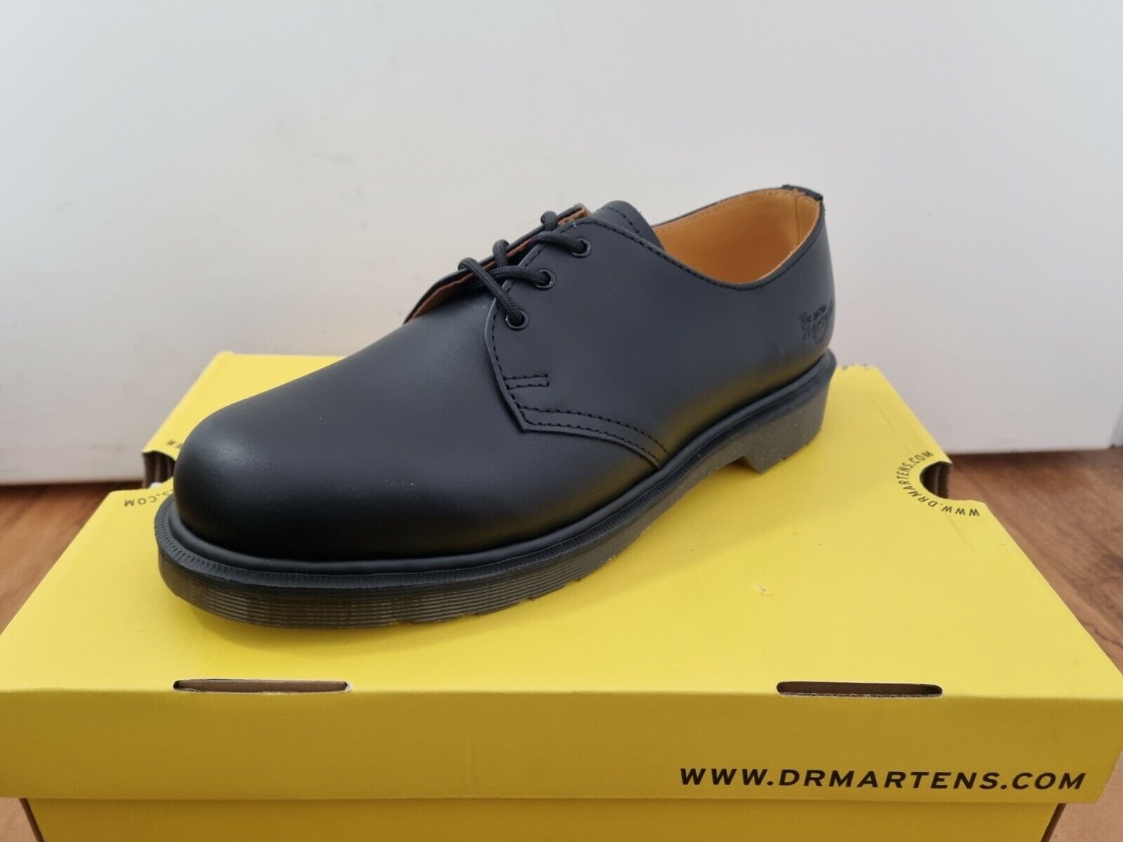 Dr Marten 3 Eye Gibson Shoe Black Leather