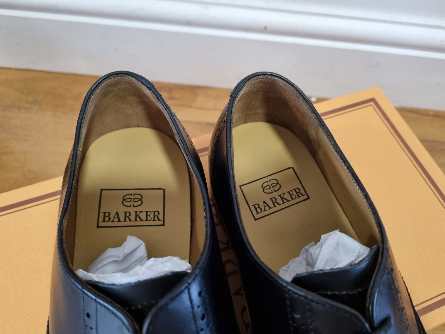 Barker - Glasgow - Black Calf Leather Brogue