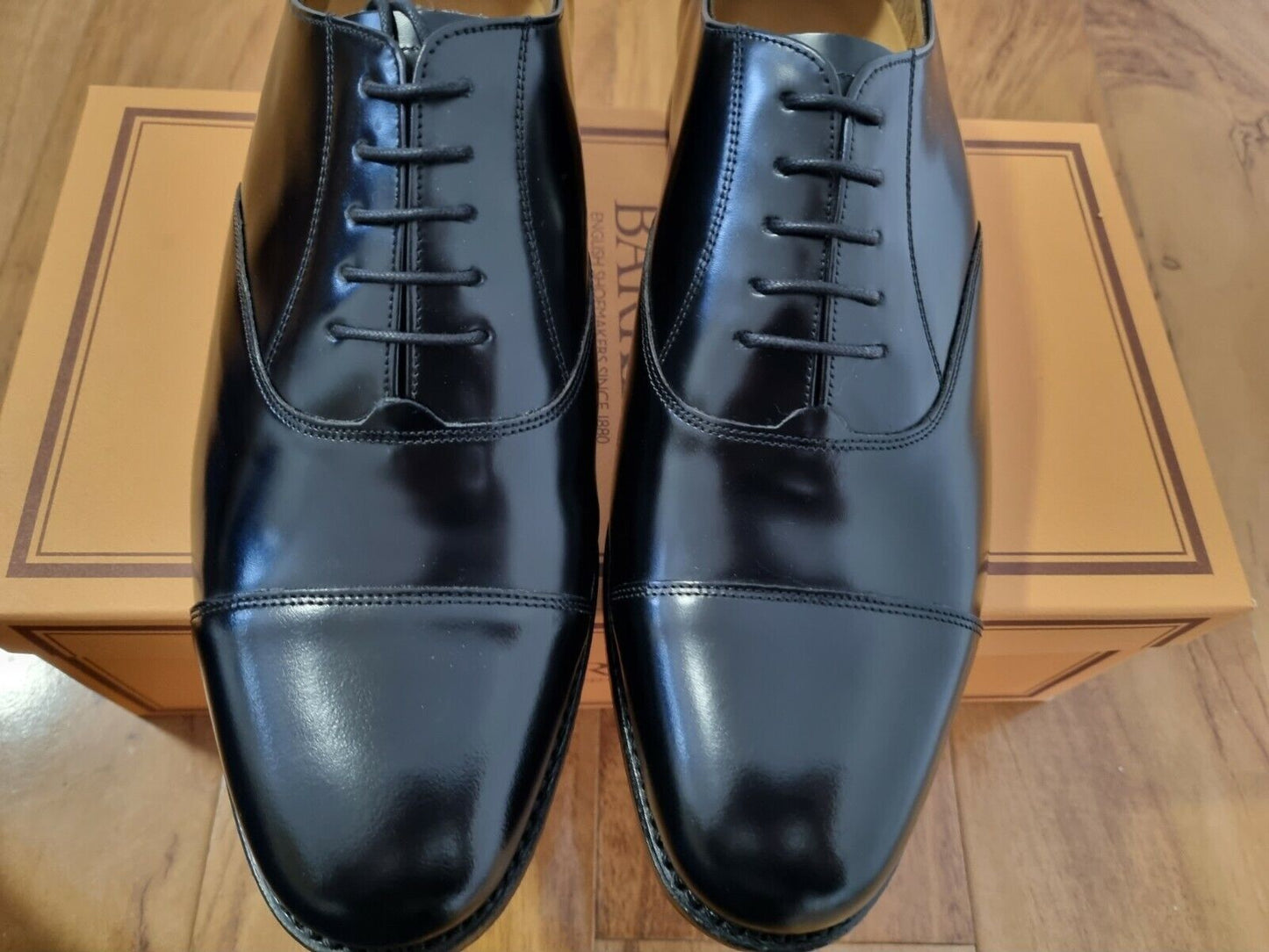 Barker - Luton - Hi-Shine Black Leather Oxford Shoe