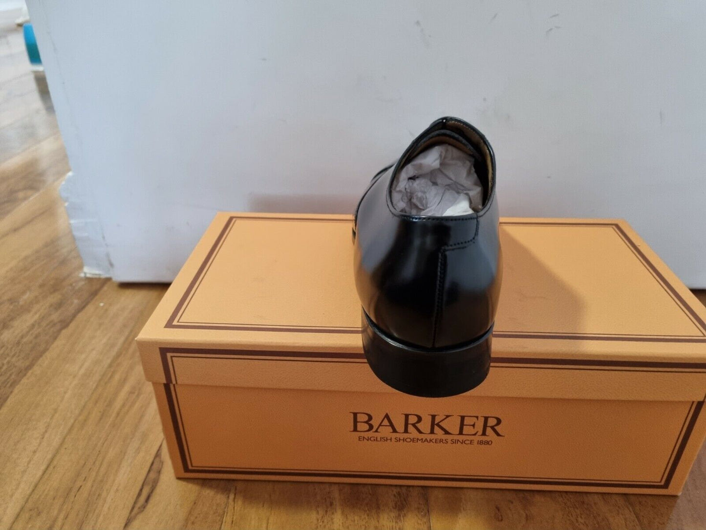 Barker - Luton - Hi-Shine Black Leather Oxford Shoe